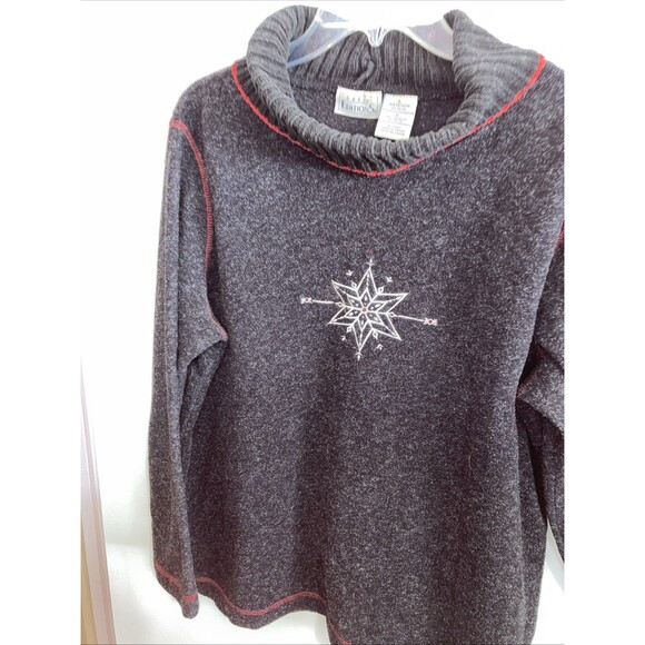 Basic Editions Charcoal Grey Embroidered Snowflake On Front Fleece Top Large - Picture 4 of 4
